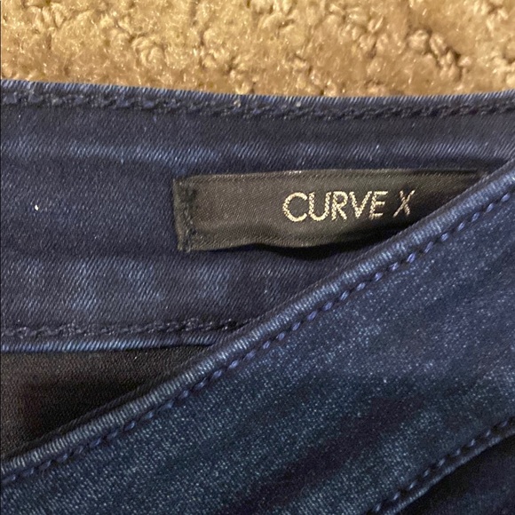 Stylish Women's Blue Jeans - Picture 2 of 5